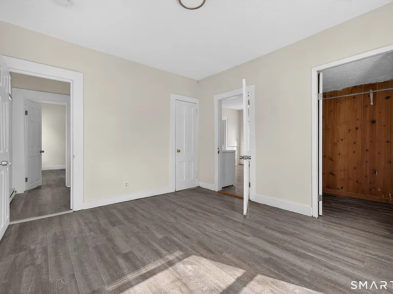 27 Beacon St #3 — Photo 15