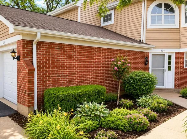 624 Happfield Dr #1717D, Arlington Heights, IL 60004