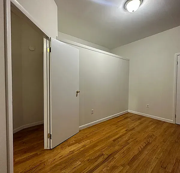 406 W 56th St #3E — Photo 11