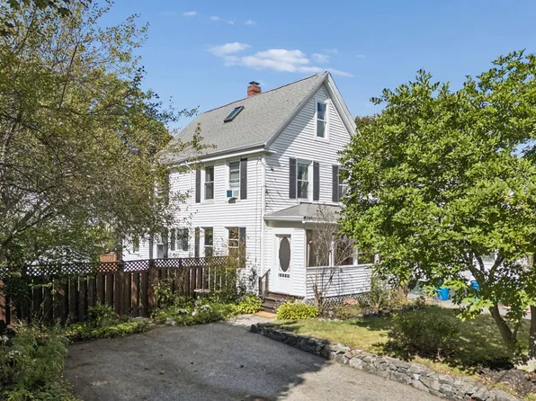 12 Eighth Street, Portland, ME 04103