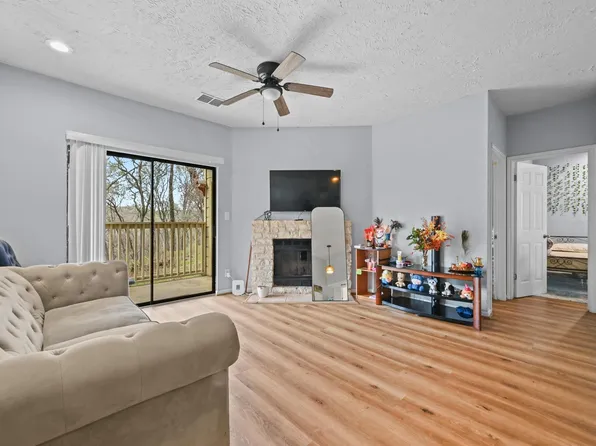 1013 Chestnut St APT B1, San Marcos, TX 78666