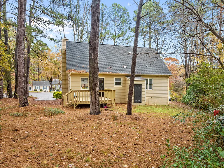 103 Bushberry Ct — Photo 33