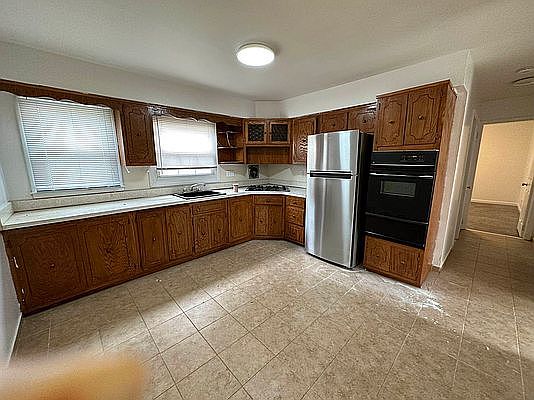 4th image of 180 Cannon Ave Floor 1