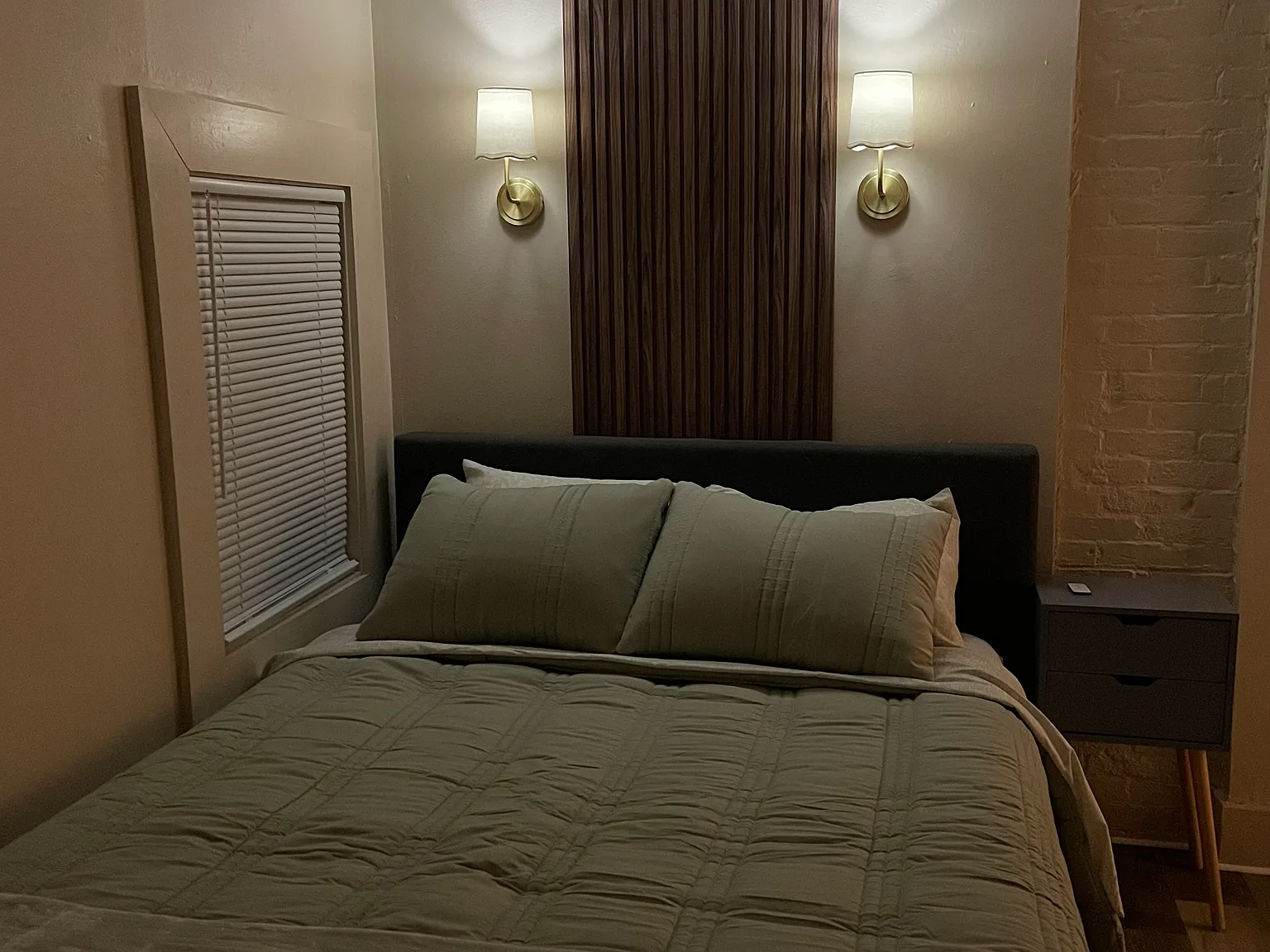 2 bed, $1,600 — Photo 4