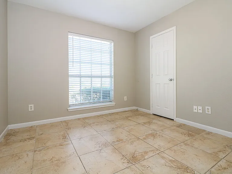 1000 Chelsea Dr — Photo 11