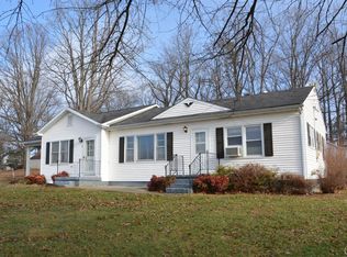 153 Two Pond Rd, Hurt, VA 24563