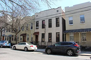 1864 Linden Street  image 1 of 1