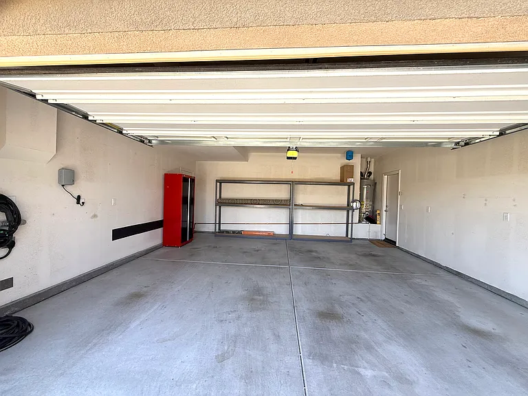 43305 Arizona St — Photo 31