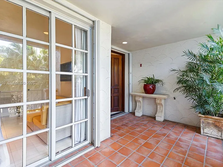 2134 Fisher Island Dr #2134 — Photo 33