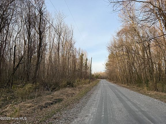 4th image of 14 Beasley Rd