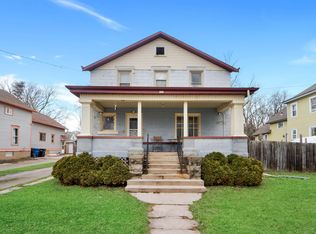306 Oxford Ave, Oshkosh, WI