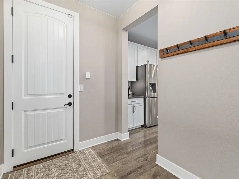 10045 Tall Oaks St — Photo 22