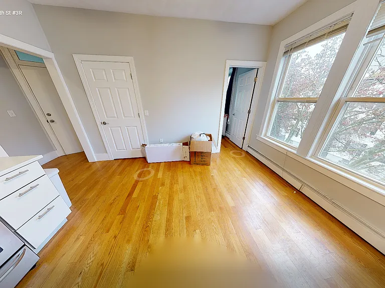 33 Portsmouth St — Photo 3