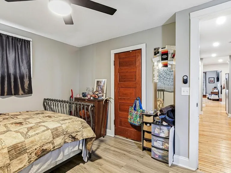 832 Armstrong Ave #1 — Photo 9