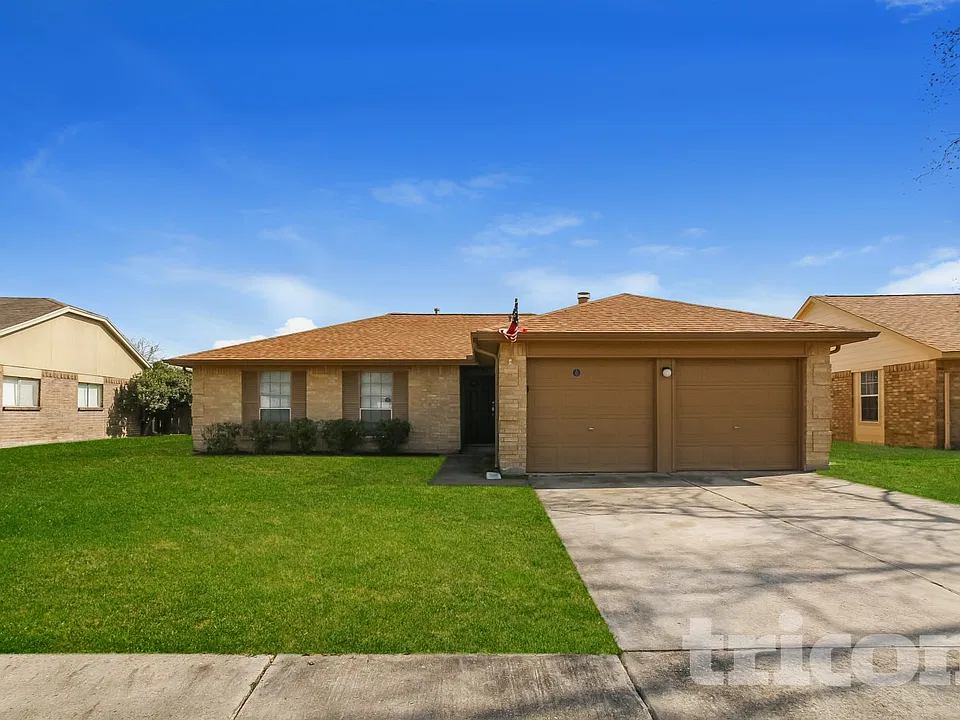 3415 Sandbrook Dr