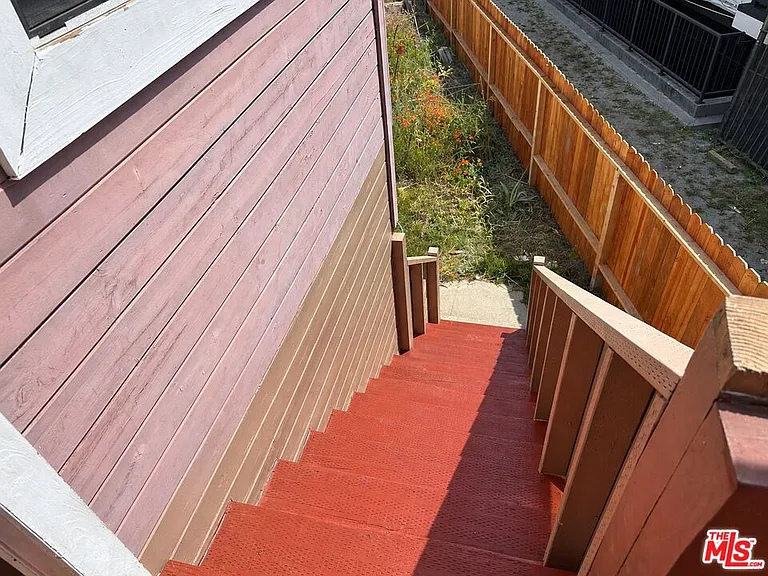 5966 Benner St — Photo 23
