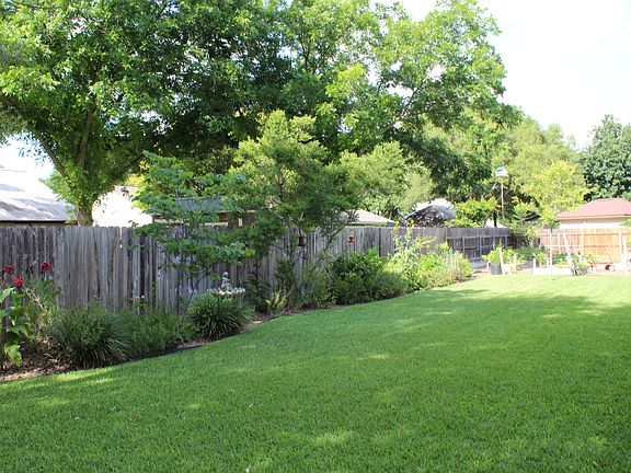 4th image of 109 Sunnyland Dr