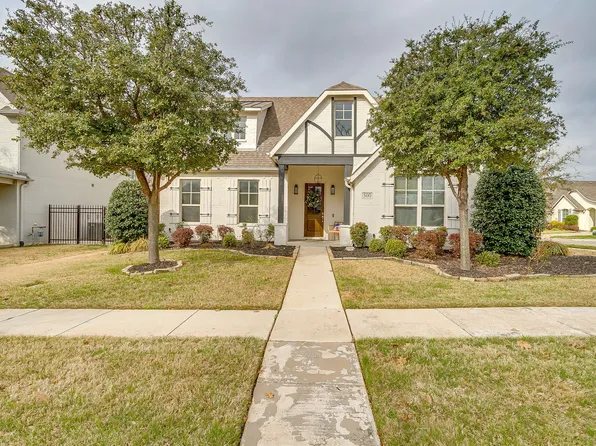 500 Sheer Bliss Ln, Fort Worth, TX 76114