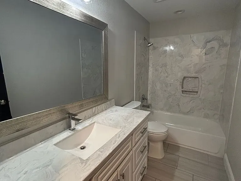 216 N Harrison St — Photo 9