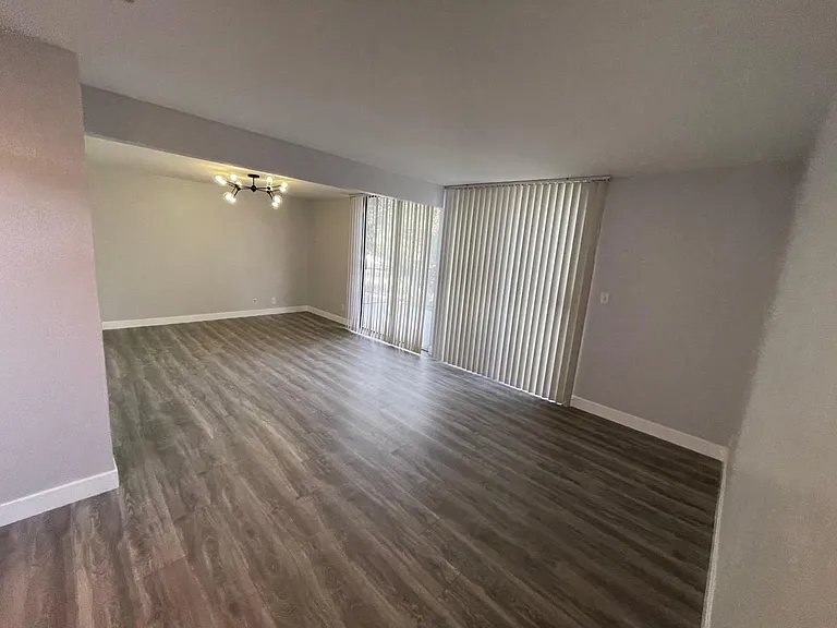1601 E Cypress St #B — Photo 10