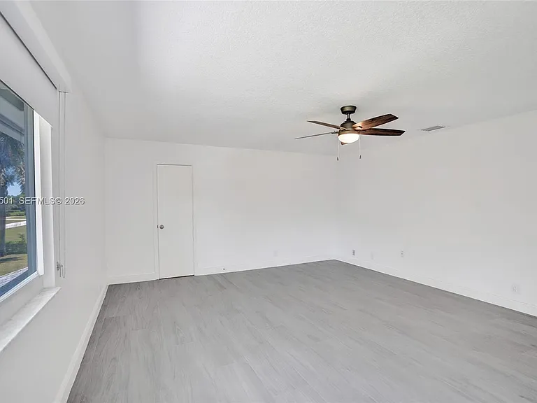 4024 Frances Dr — Photo 31