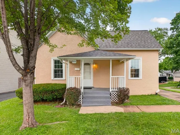 9351 Golden Gate Rd, Saint Louis, MO 63144
