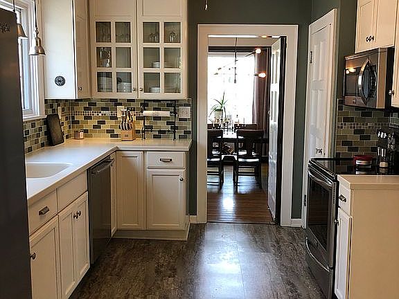 2nd image of 1429 Newton St