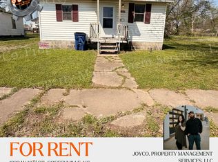 1322 W 10th St, Coffeyville, KS 67337