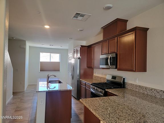 4th image of 3002 Sterling Ridge Cir