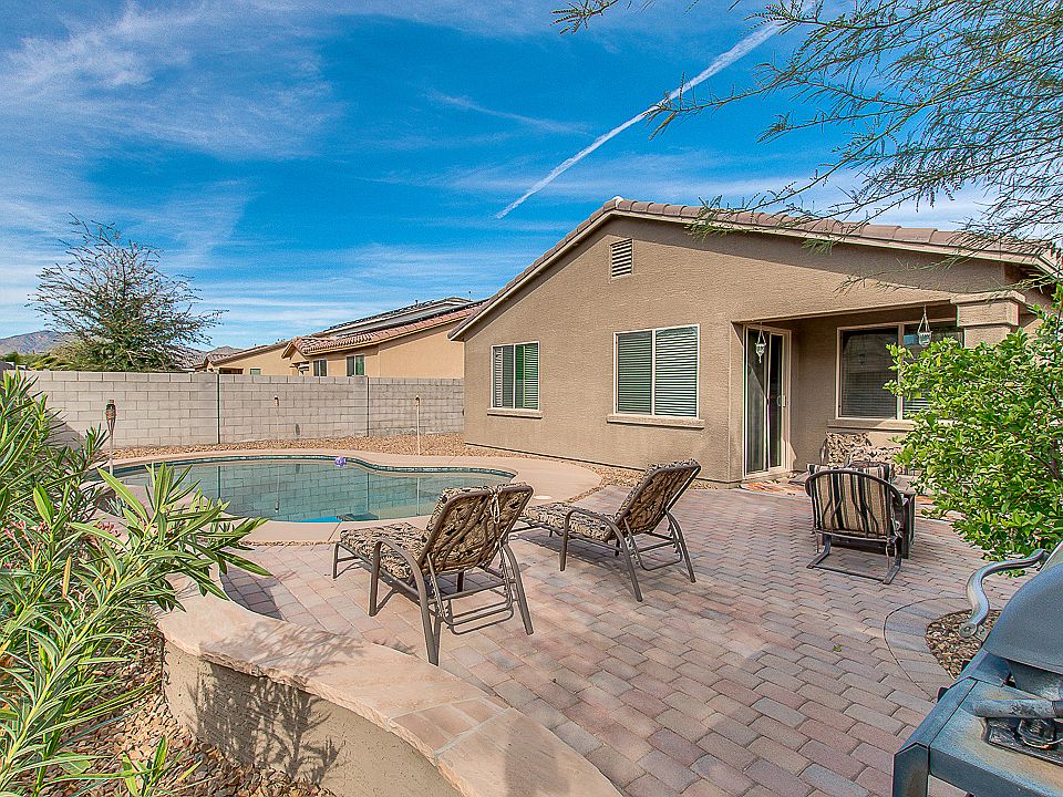 1st image of 18153 W Sunnyslope Ln