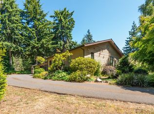 88538 Trout Pond Ln, Bandon, OR 97411