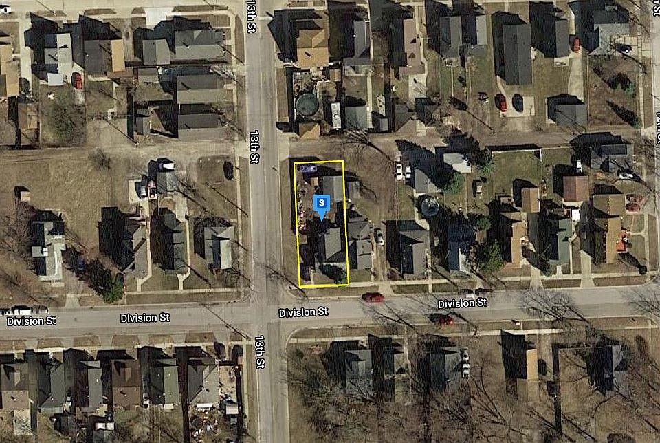 1st image of 1231 Division St