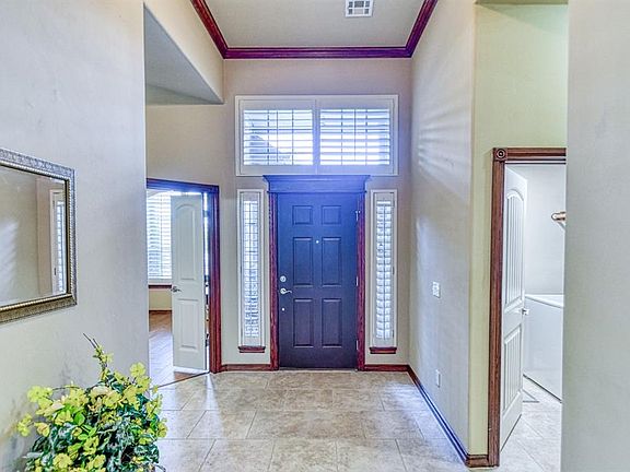 4th image of 3013 Ladybank Ln