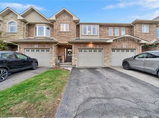 21 Periwinkle Dr, Hamilton, ON L0R 1P0