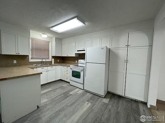 2nd image of 6 Bonny Dr