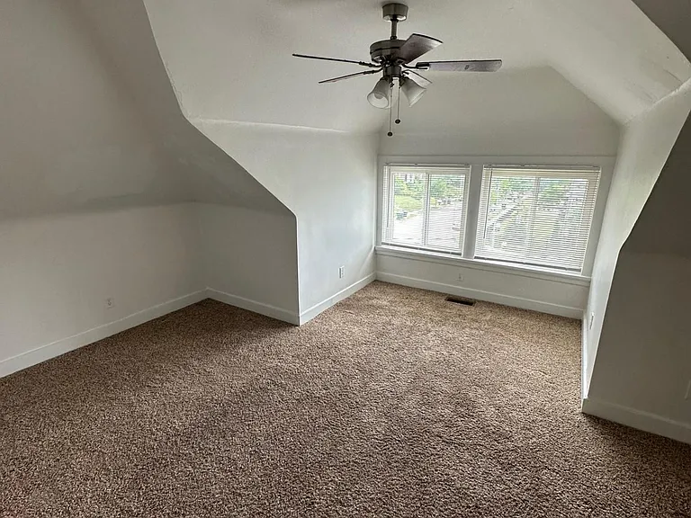 2606 Madison Rd #2 — Photo 15