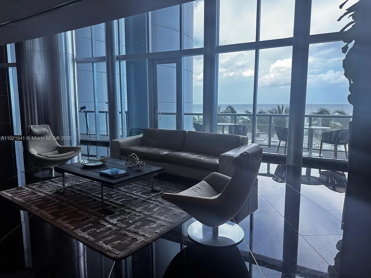 Jade Beach Condo — Photo 3