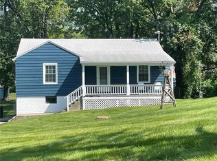 710 Crestwood Dr, Godfrey, IL 62035