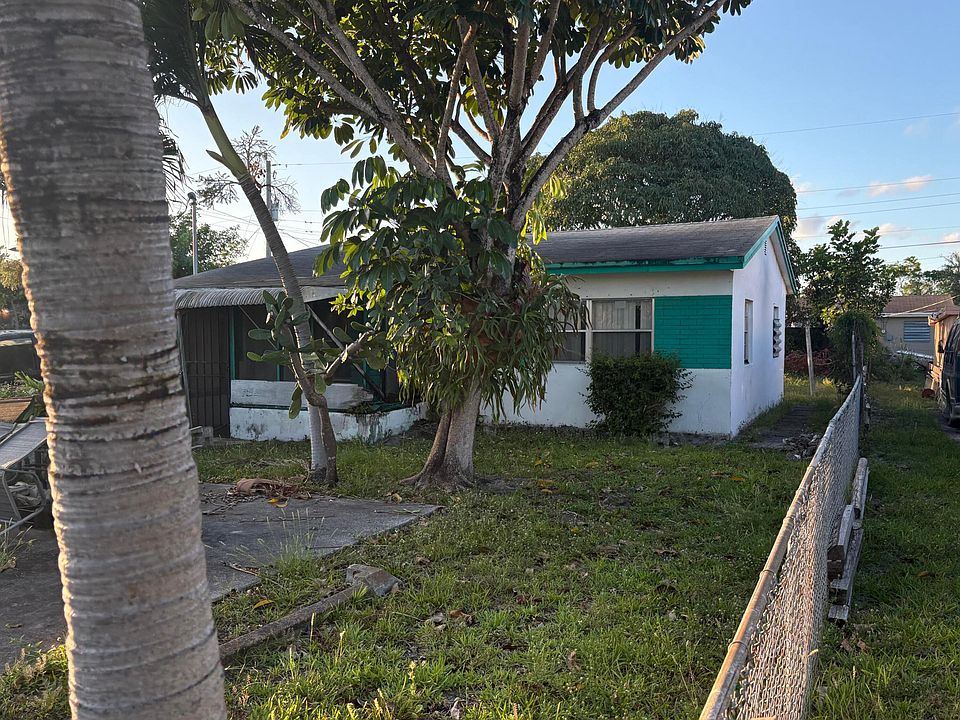 1st image of 5663 Flagler Street