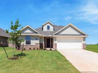 2817 Hazel Hollow, Moore, OK 73160