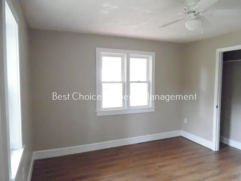115 E Beattie St — Photo 14