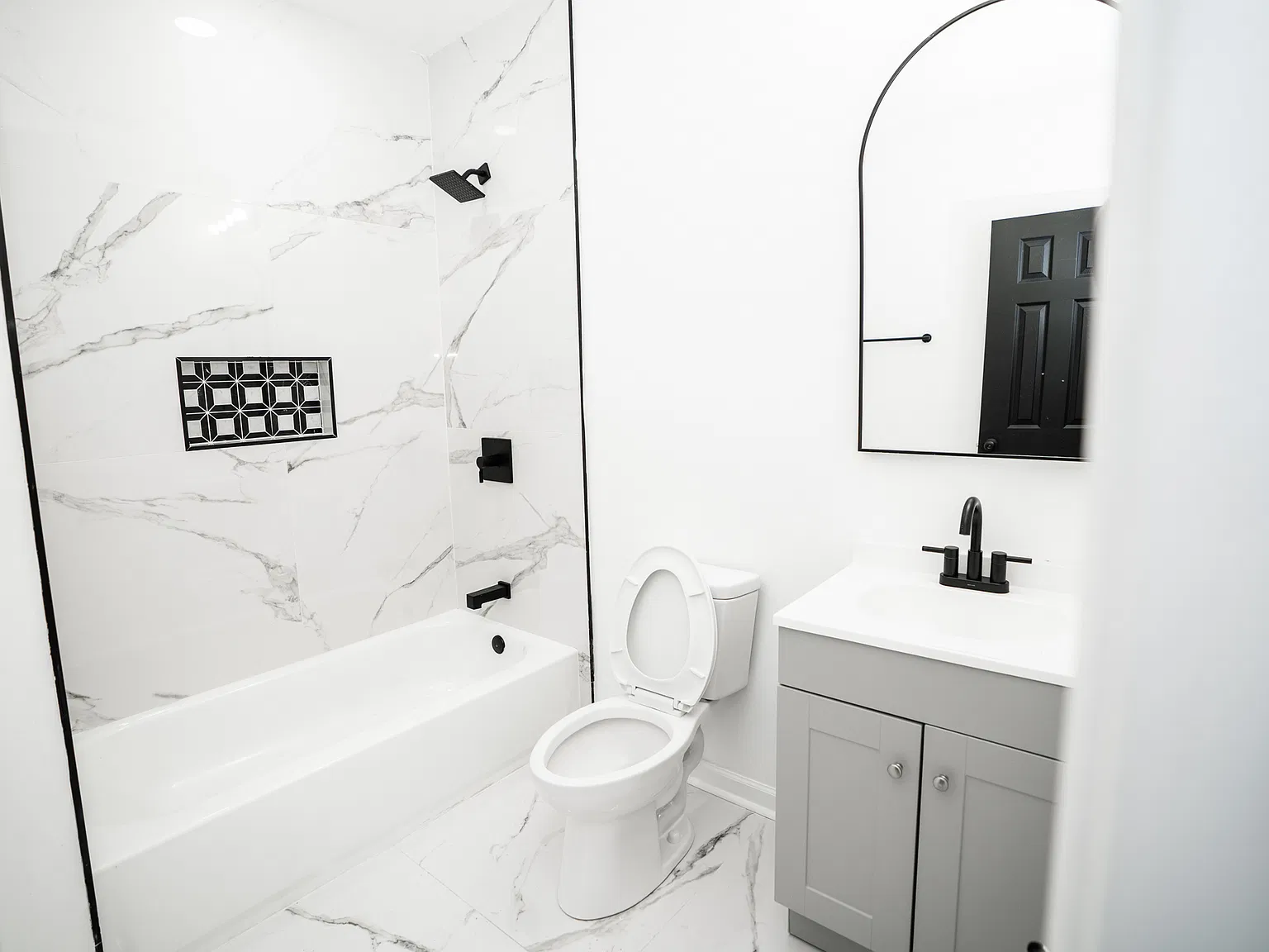 1 bed, $1,445 — Photo 2