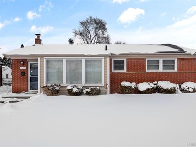 35236 Leon St, Livonia, MI, 48150