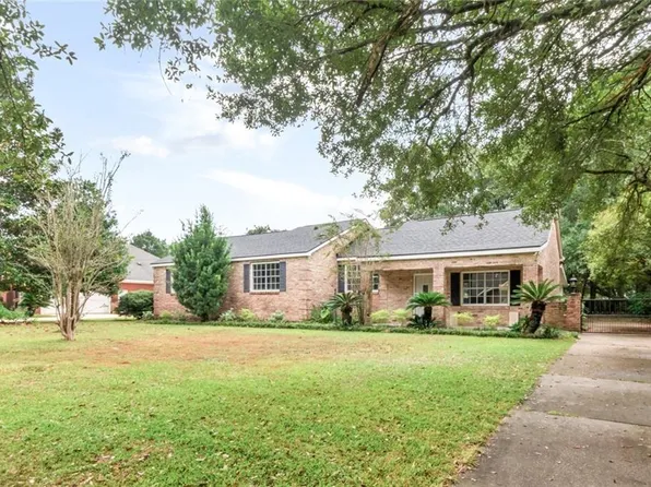 6421 Angela Ct, Mobile, AL 36695