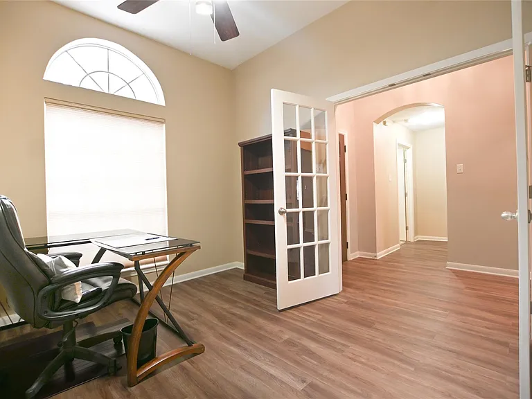 203 Colony Creek Dr — Photo 7
