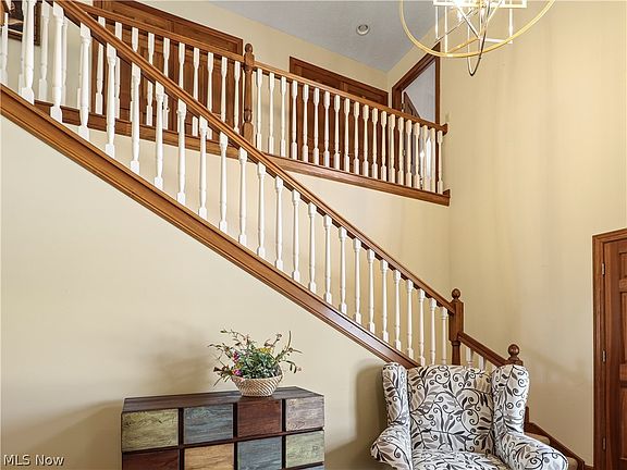 3rd image of 11190 Caddie Ln