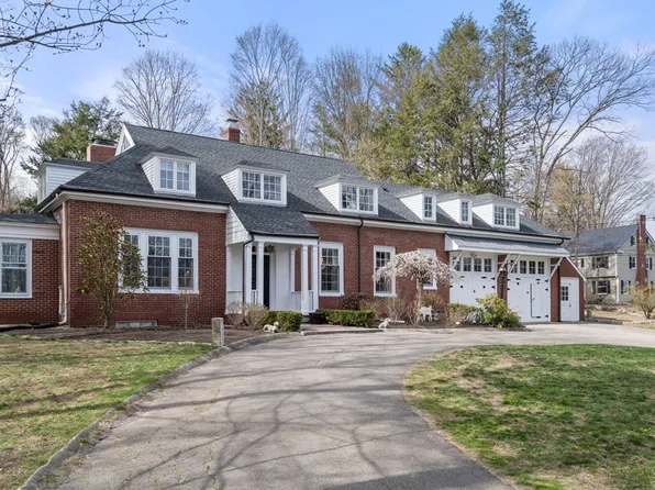 176 Robbins St, Milton, MA 02186