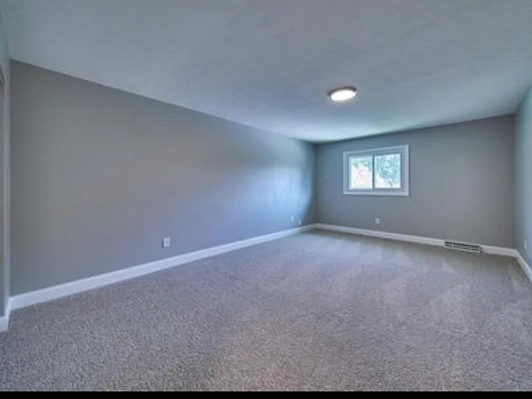 885 Prince William Ln — Photo 21