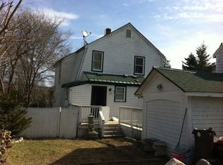 39 Look St, Tisbury, MA 02568