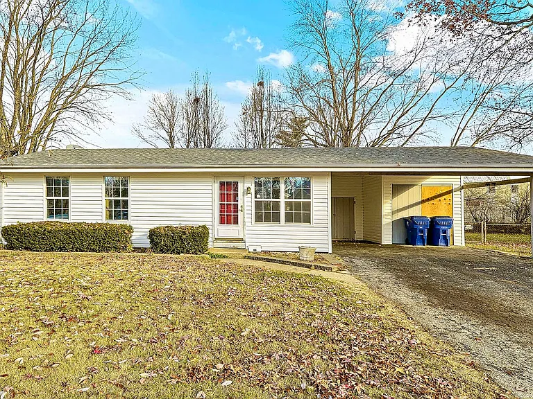 2817 Dawnview Dr — Photo 8